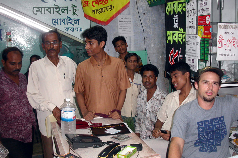 bangladesh/dhaka_internet_cafe