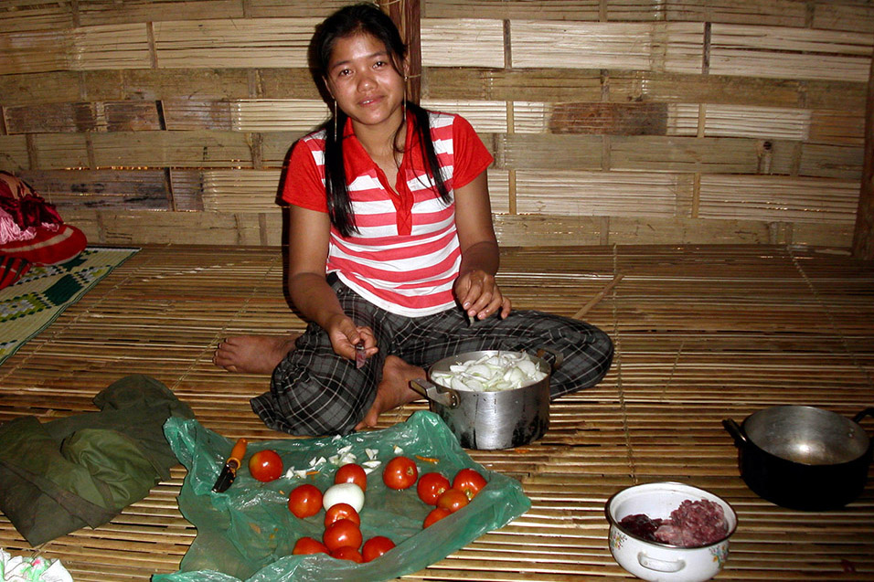 cambodia/elephant_trek_cooking