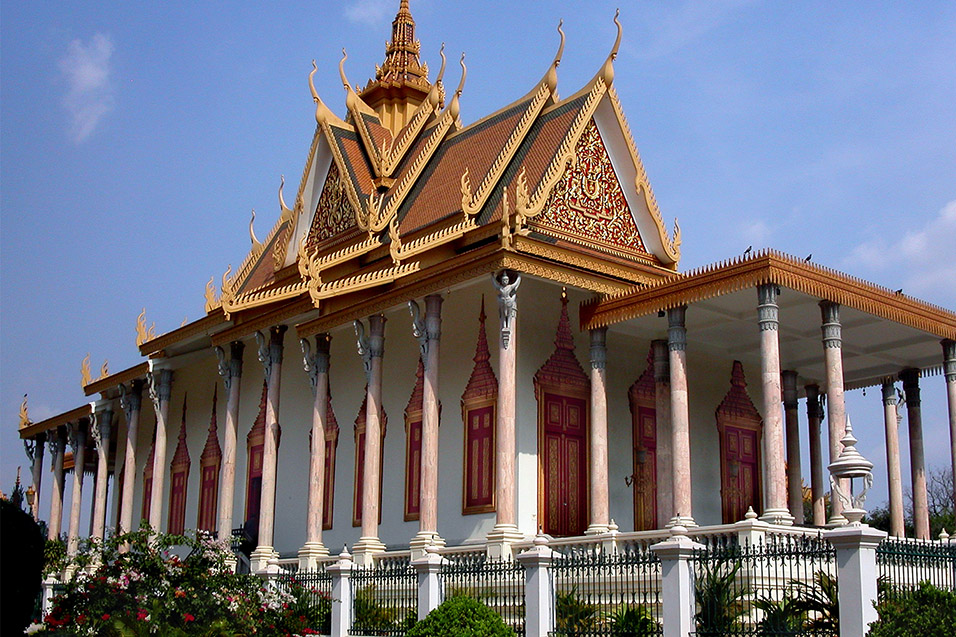 cambodia/phnom_penh_royal_palace