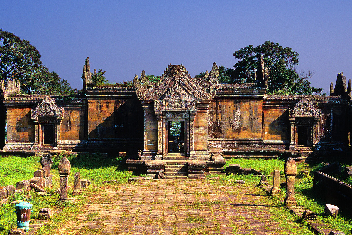 cambodia/vihear_entrance