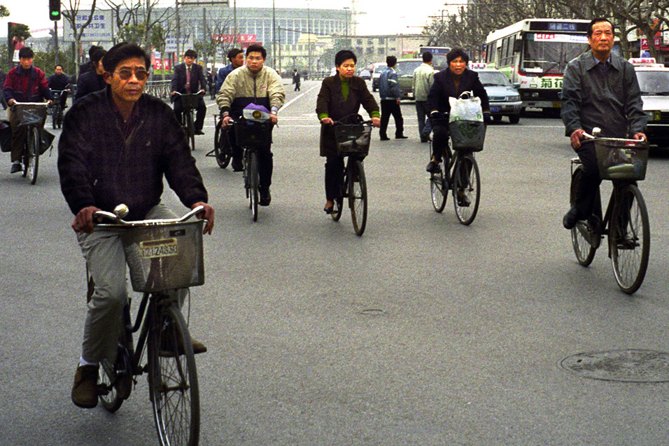 china/2001/shanghai_bikers_bw