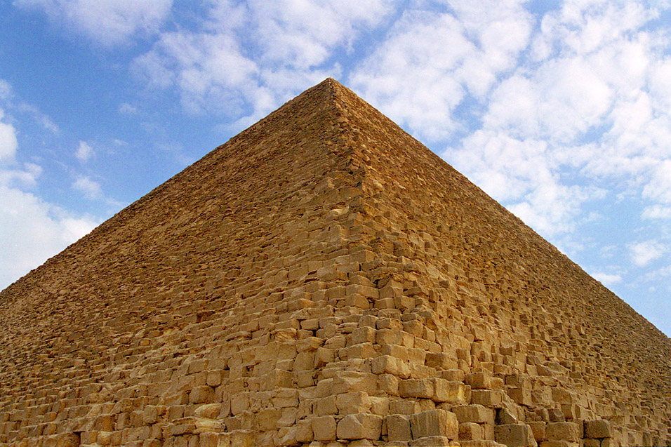egypt/1996/pyramid_close_up