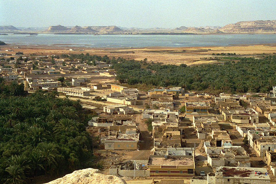 egypt/1996/siwa_new_town