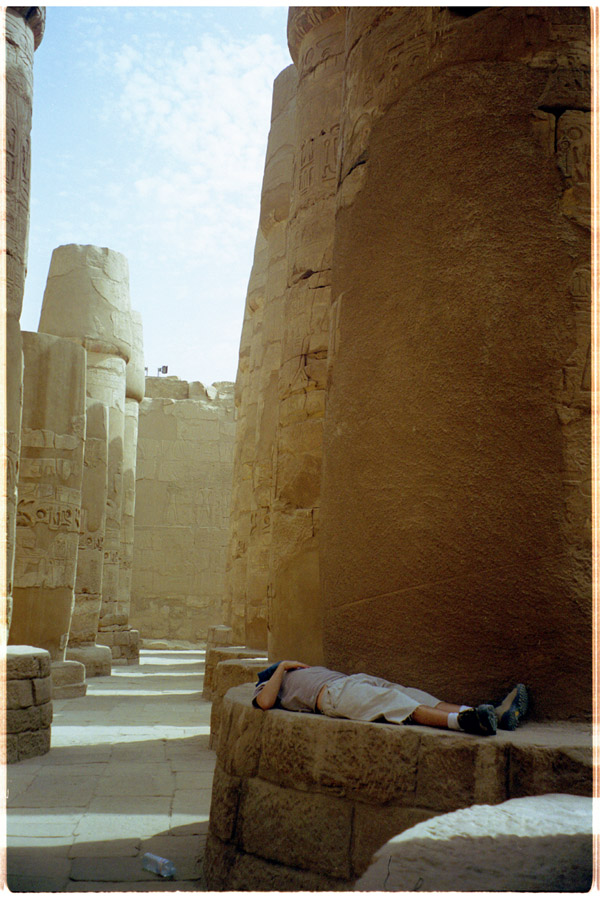 egypt/1998/luxor_karnak_brian_jetlagged