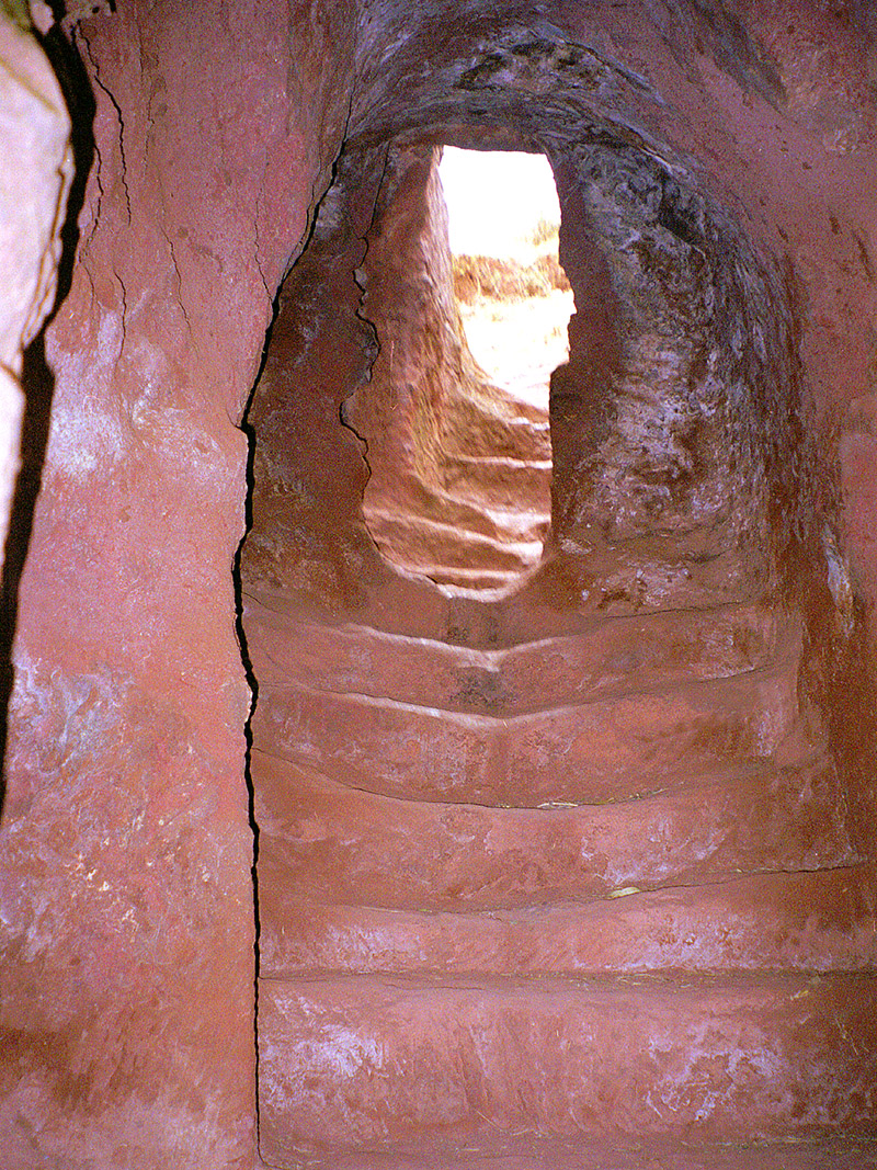 ethiopia/lalibela_cave_stairs