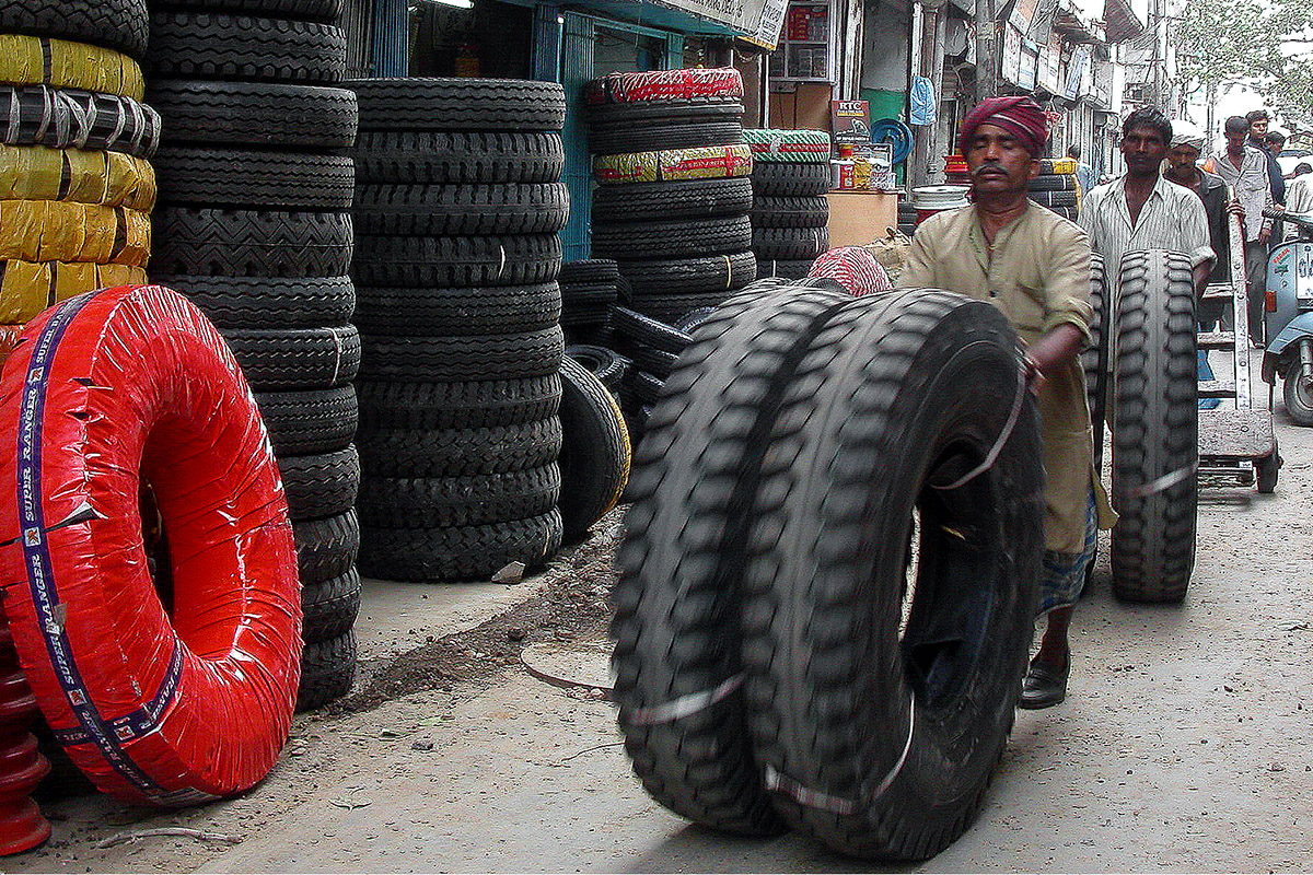 india/delhi_old_tyres