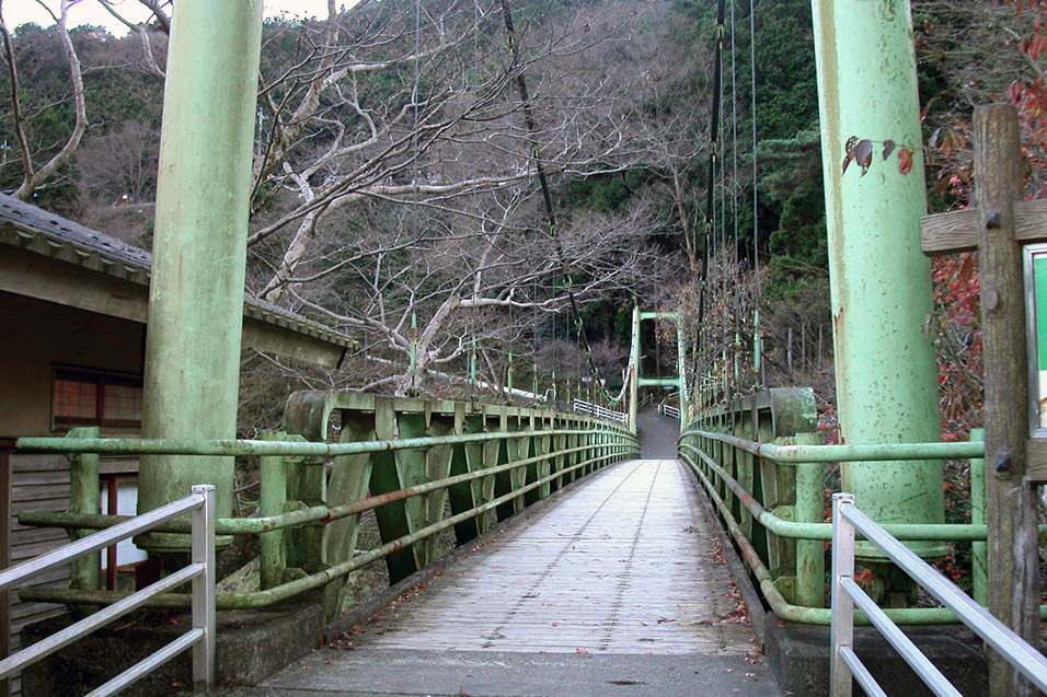 japan/2003/sake_bridge