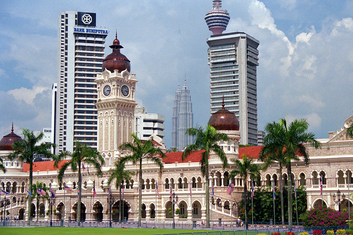 malaysia/1999/kl_skyline