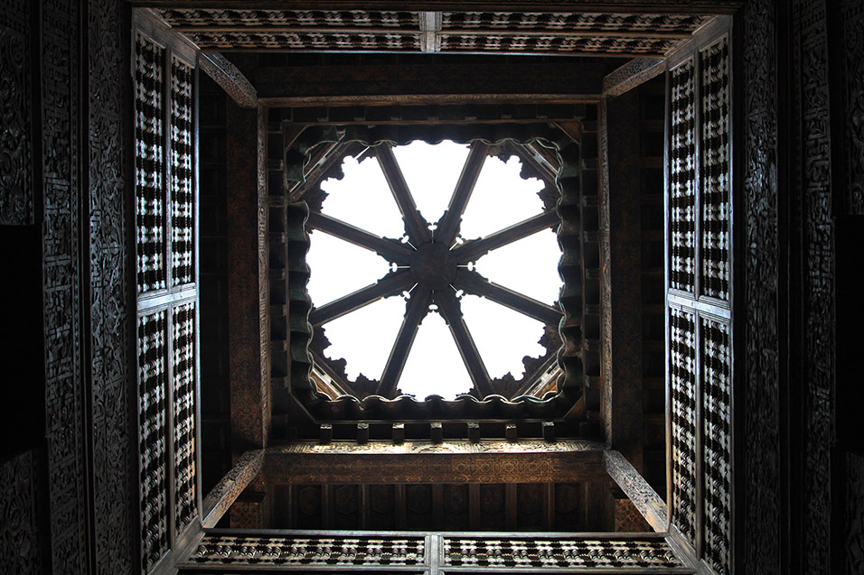 morocco/ali_ben_youseff_medersa_ceiling