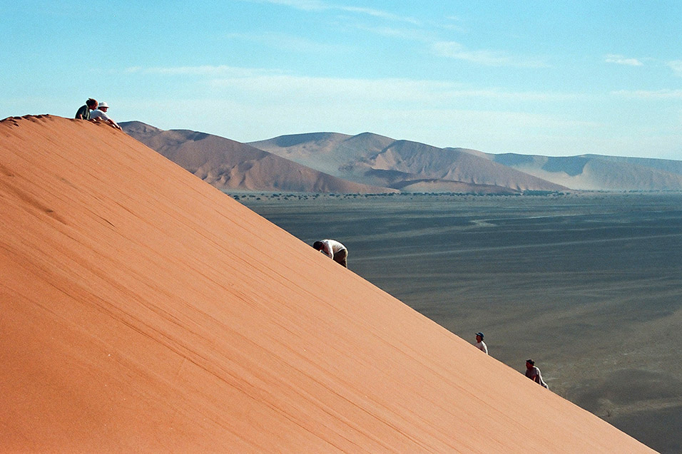 namibia/dune_45_climbing