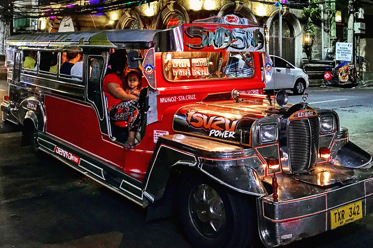 philippines/manila_jeepney