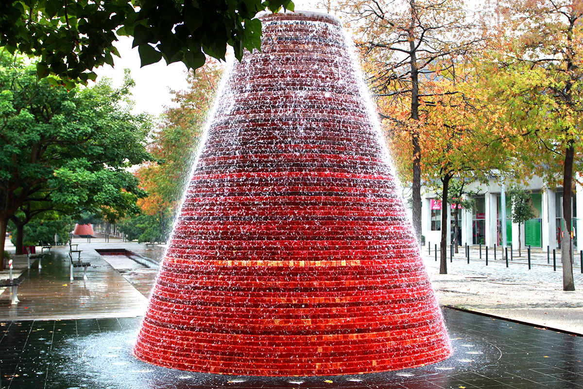 portugal/lisbon_expo_fountain