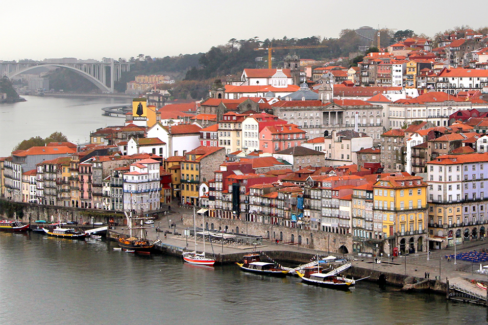 portugal/porto_river_view_left