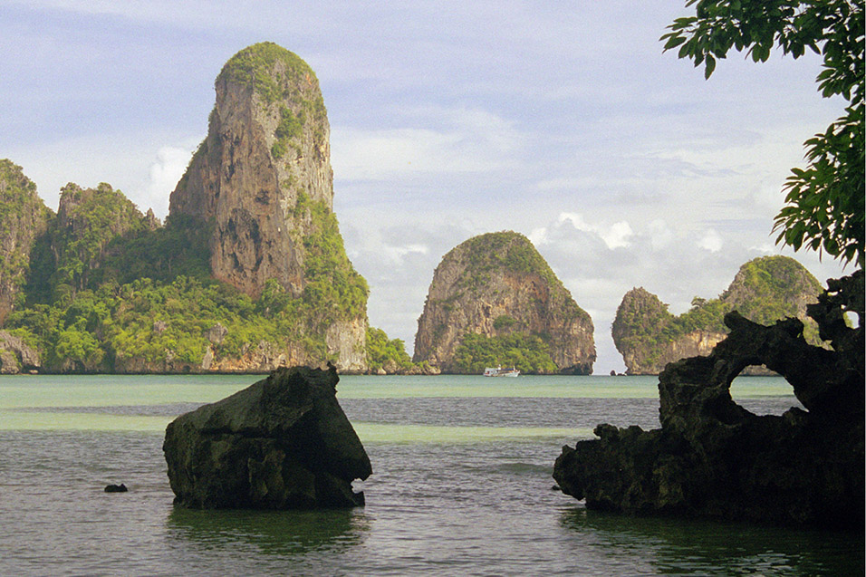 thailand/1999/krabi_view_across_bay_with_hole_rock