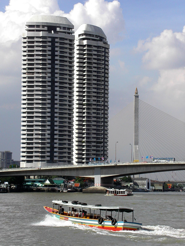 thailand/2004/bangkok_river_towers_bridge