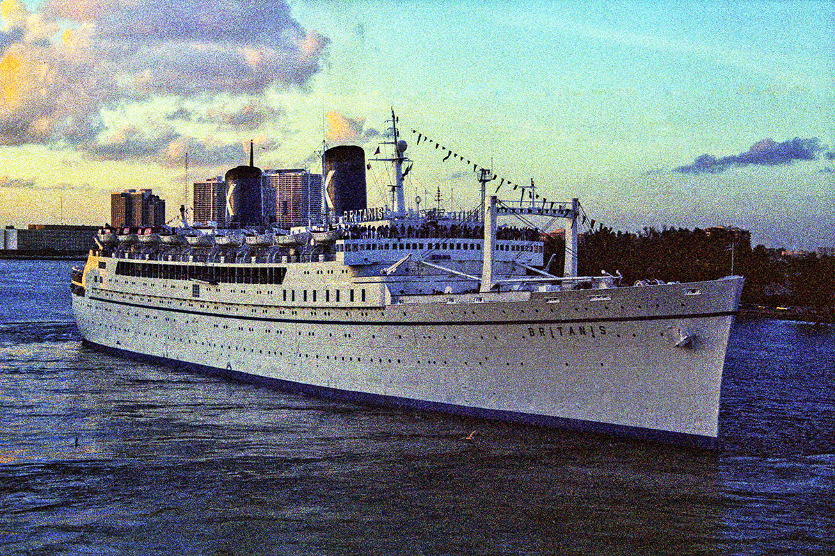 old cruise ship photos