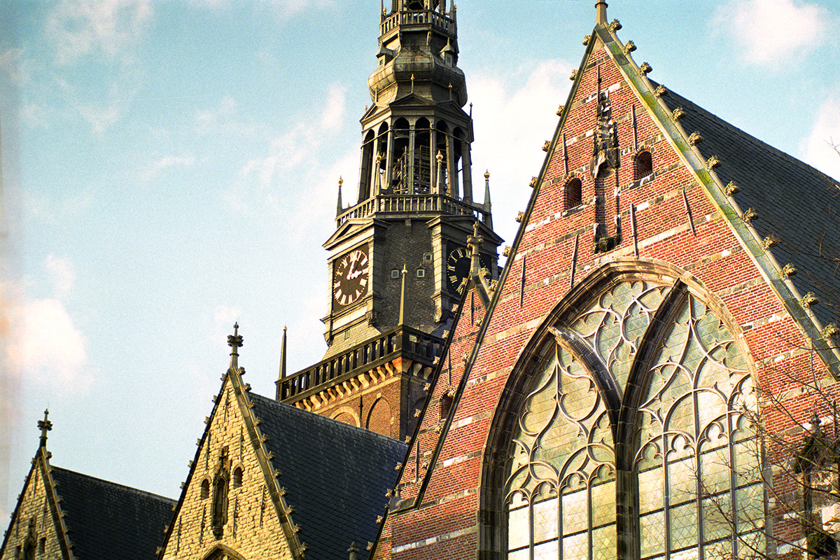 netherlands/netherlands_amsterdam_brick_church